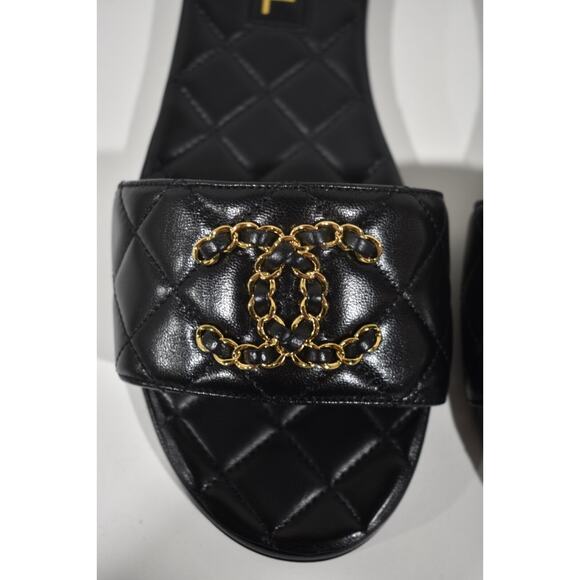 Chanel 23P Black Chain Gold CC Logo Quilted Mules Slide Sandal Slip On Flat 39 - Picture 6 of 12
